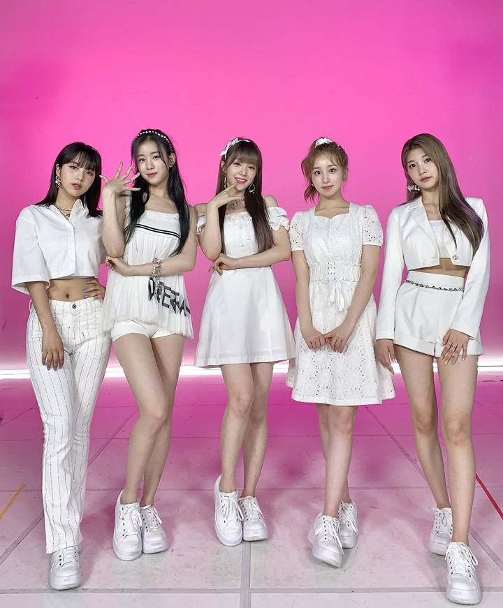 우아! ⓒ엔브이(NV)엔터테인먼트 제공