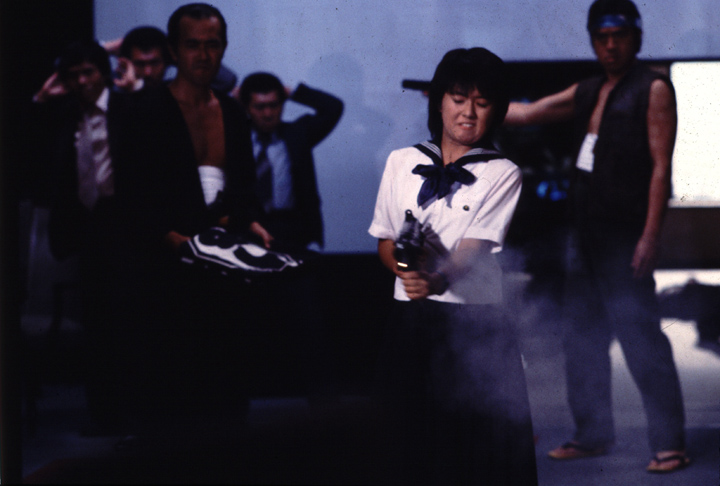 세일러복과 기관총 (c) KADOKAWA