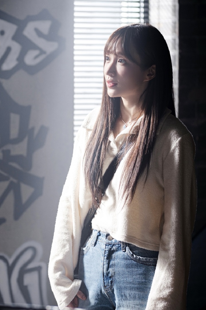 아이돌 안희연 ⓒ JTBC스튜디오, 미디어그룹테이크투, 트랜스페어런트아츠 제공