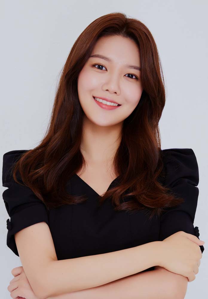 최수영