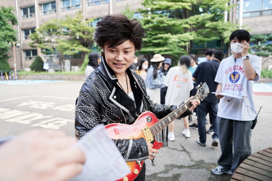 쿠팡플레이 '복학생: 학점은 A지만 사랑은 F입니다'