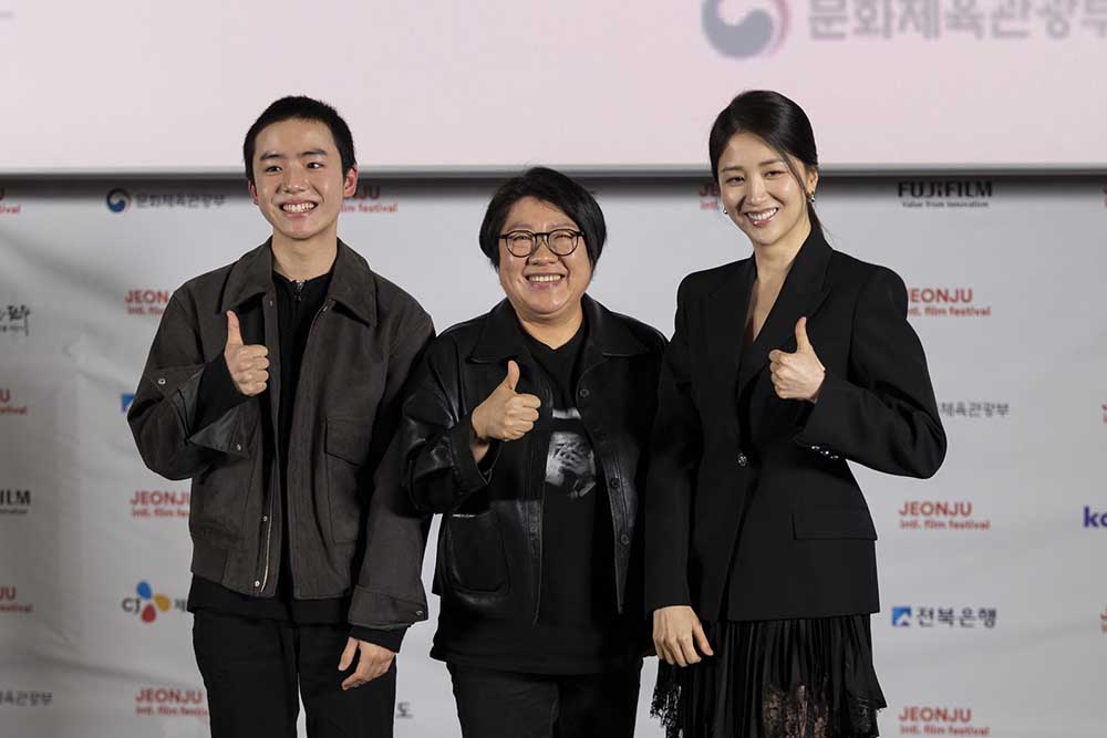 제24회 전주국제영화제 폐막작 <어디로 가고 싶으신가요> 감독 배우