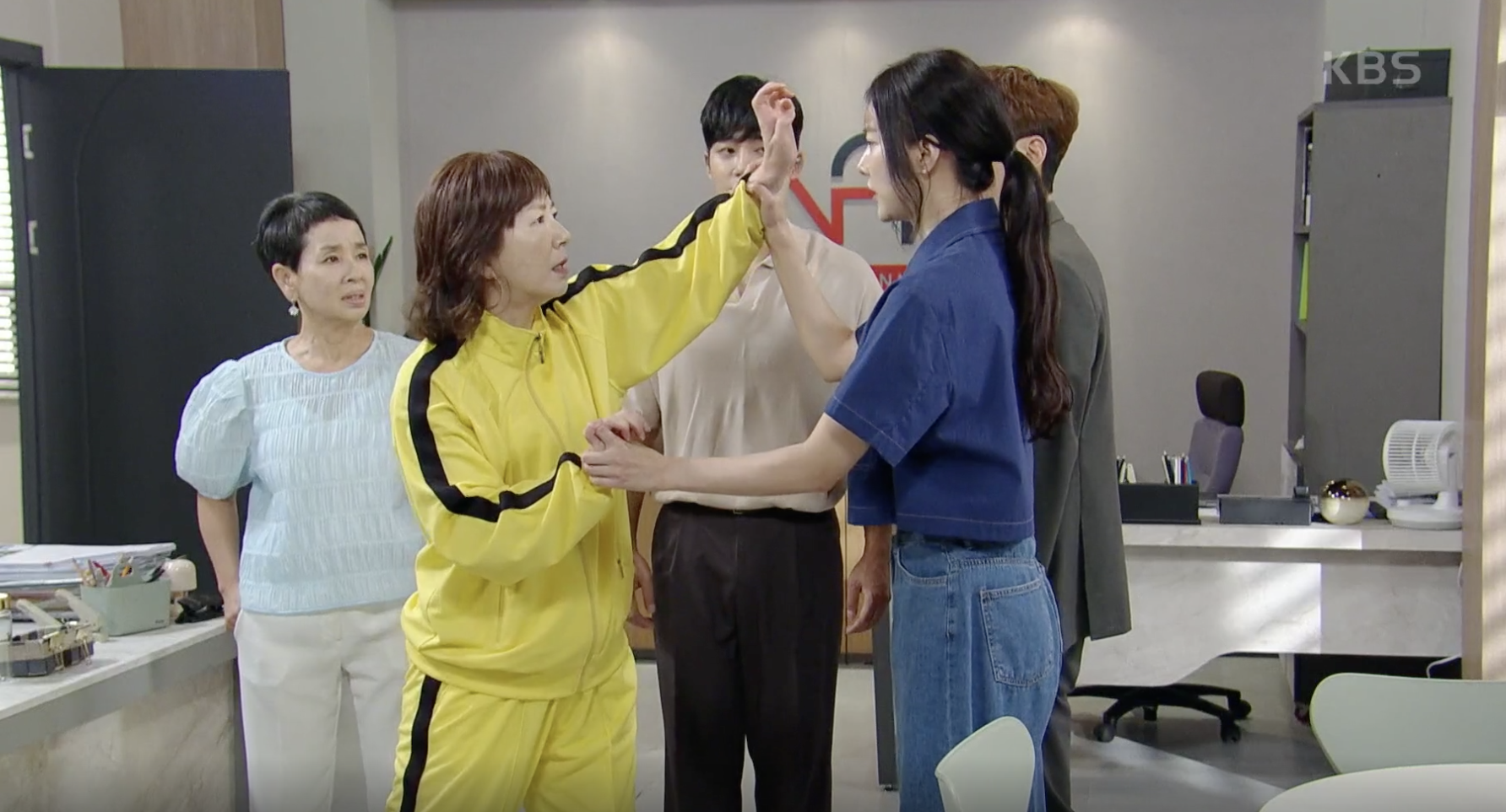 우아한 제국 캡처