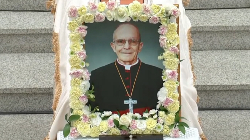 ‘기쁘고 떳떳하게’ 