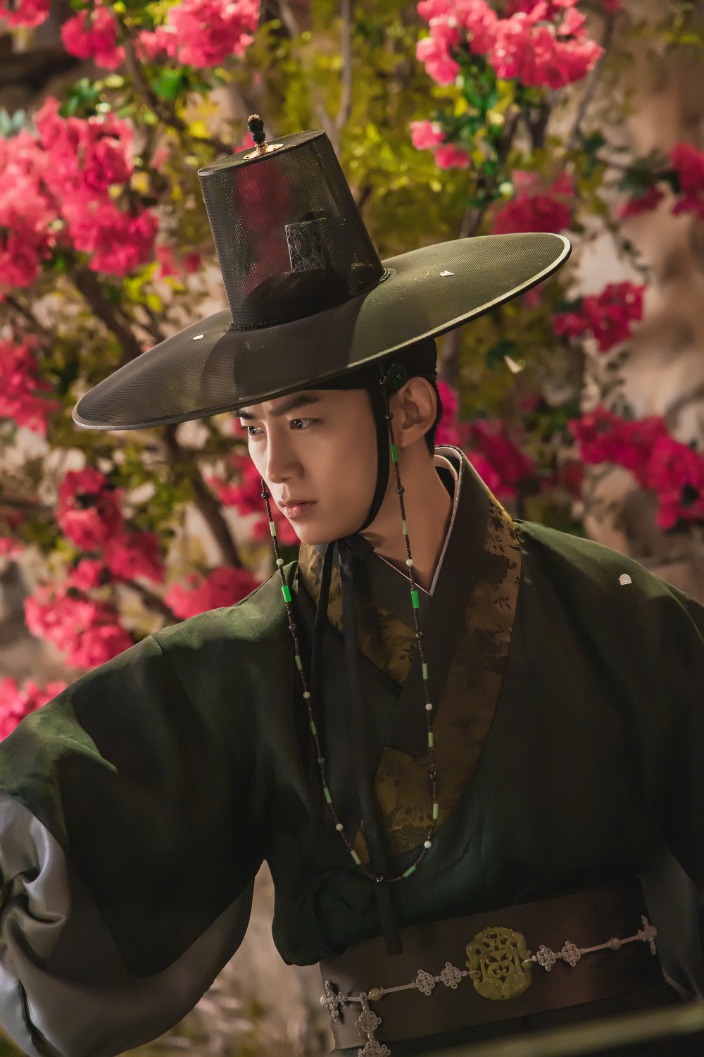 남주의 첫날밤을 가져버렸다