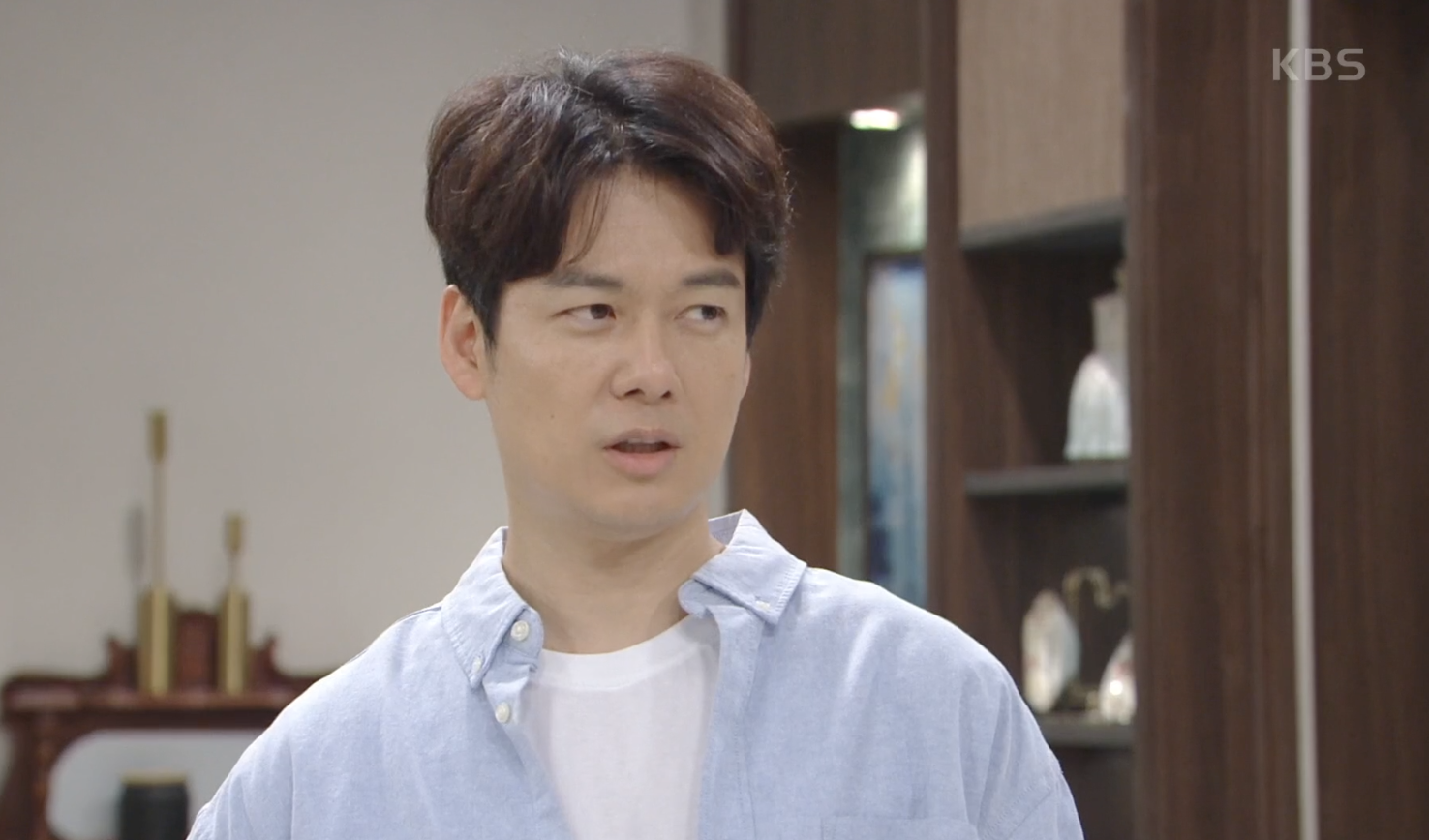 여왕의 집 캡처