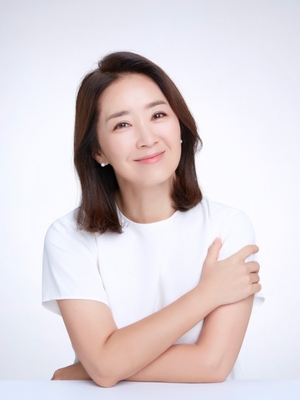 윤유선