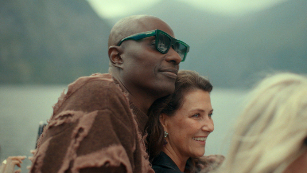 왕실의 반항아: 뜻밖의 러브 스토리