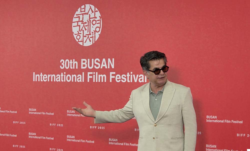 자파르 파나히 감독