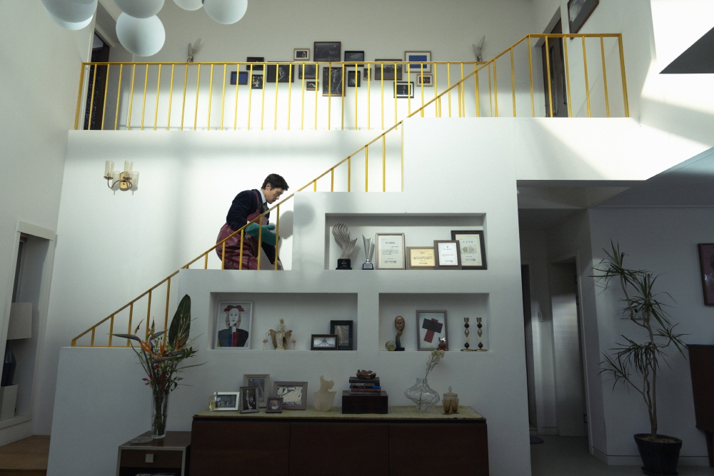 '어쩔수가없다'