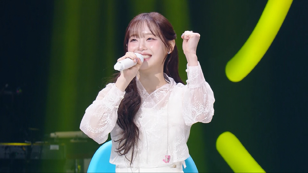  ‘더 시즌즈-10CM의 쓰담쓰담'