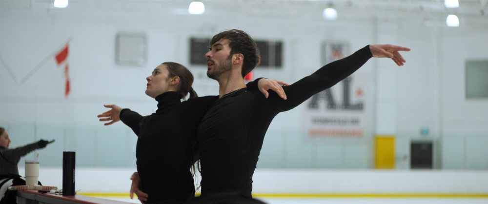 글리터 & 골드: 아이스 댄싱 Glitter & Gold: Ice Dancing