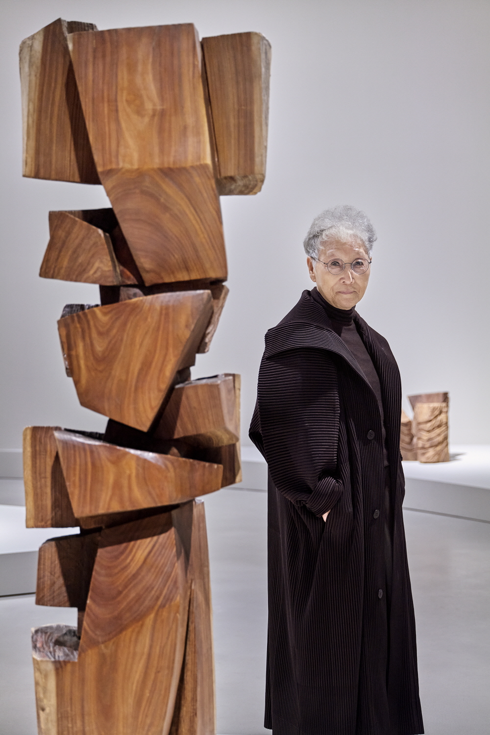 김윤신: 합이합일 분이분일(Kim Yun Shin: Two Be One)