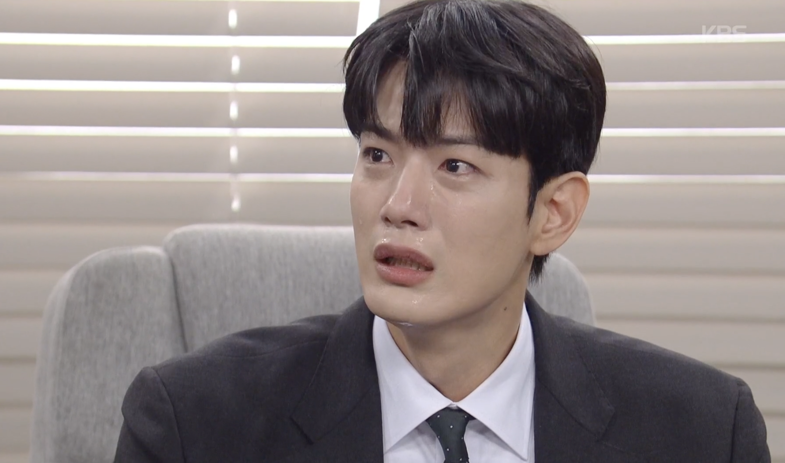 붉은 진주 캡처