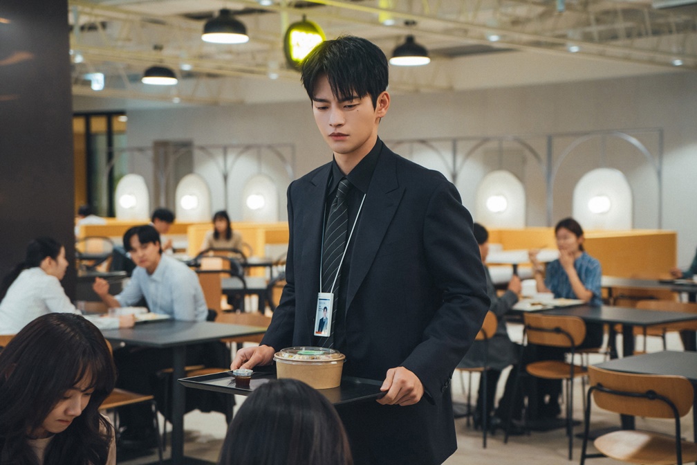 tvN 새 월화드라마 ‘내일도 출근!’