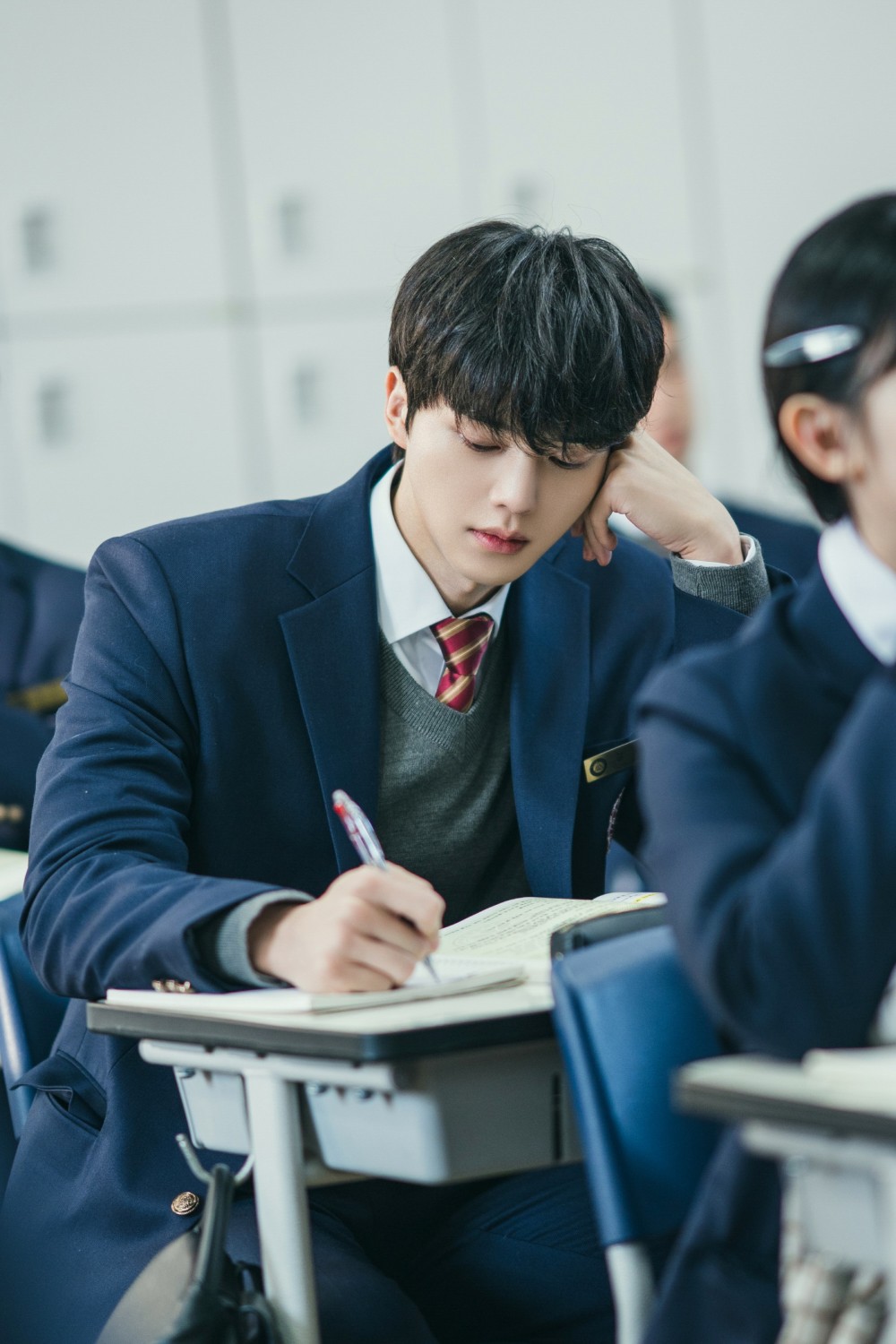 포핸즈