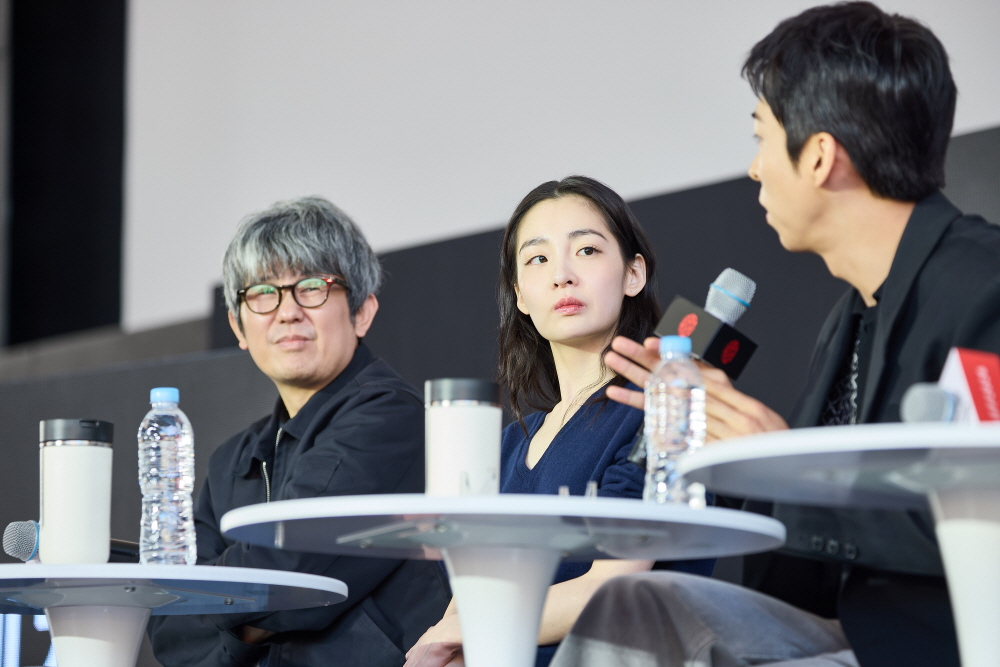 '낮과 밤은 서로에게' 오픈토크 현장