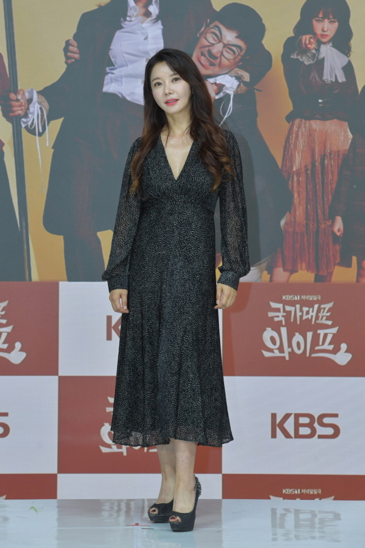 KBS 1TV 일일드라마 ‘국가대표 와이프’ 제작발표회 (2021)