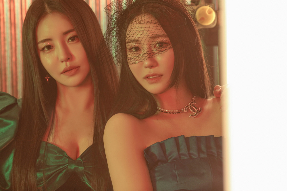 민영-유정 미니6집 'THANK YOU' 이미지 (2022) ⓒ브레이브엔터테인먼트