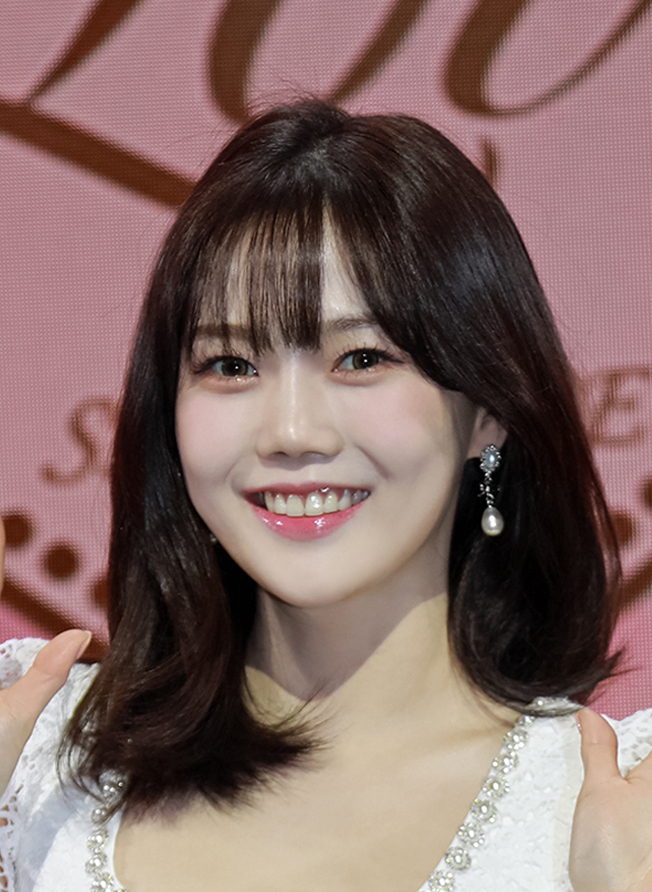 오마이걸 효정, ‘신상출시 편스토랑’ 스페셜 MC 맹활약 - 스타연예 - KBS연예