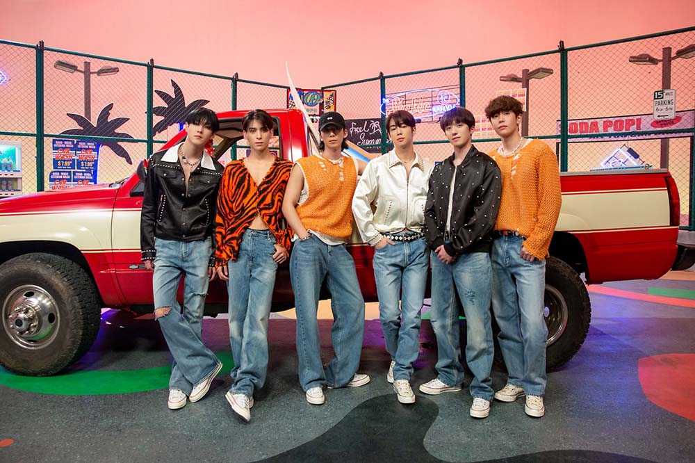 미니11집 'THE WAVE OF9’' (2022) FNC엔터테인먼트