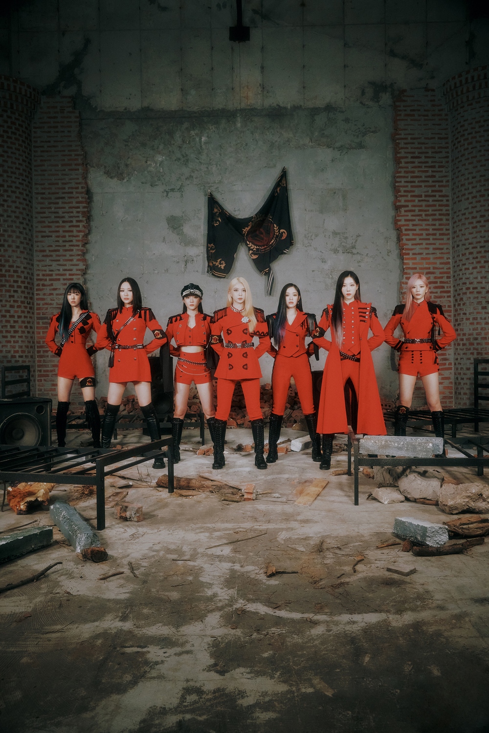 미니앨범 ‘Apocalypse : Follow us' (2022)