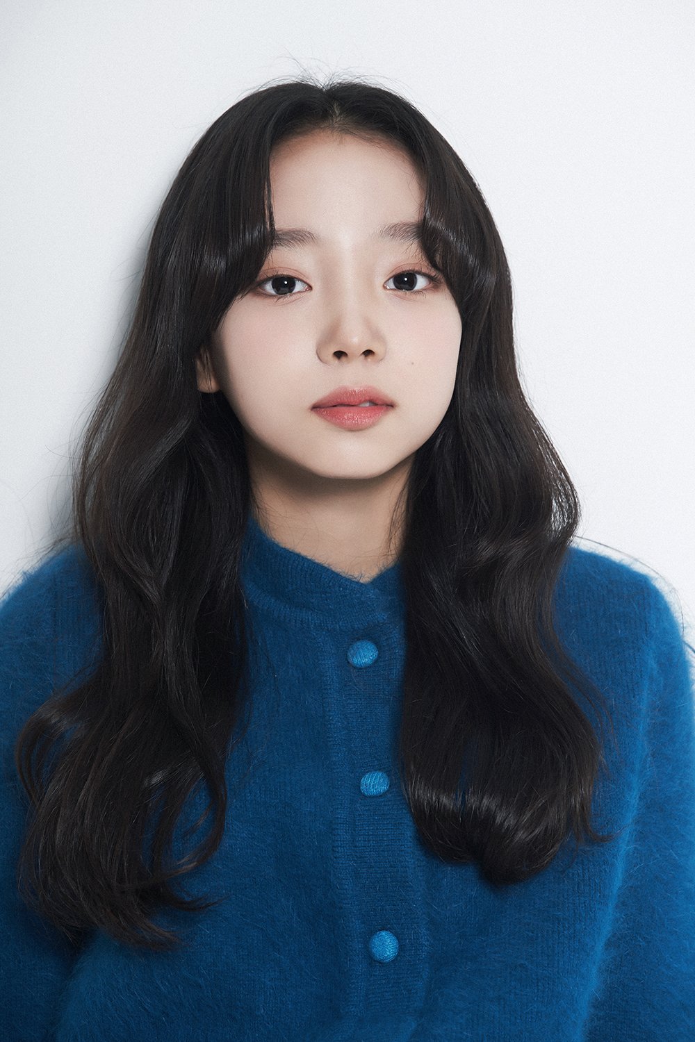 프로필 (2023)