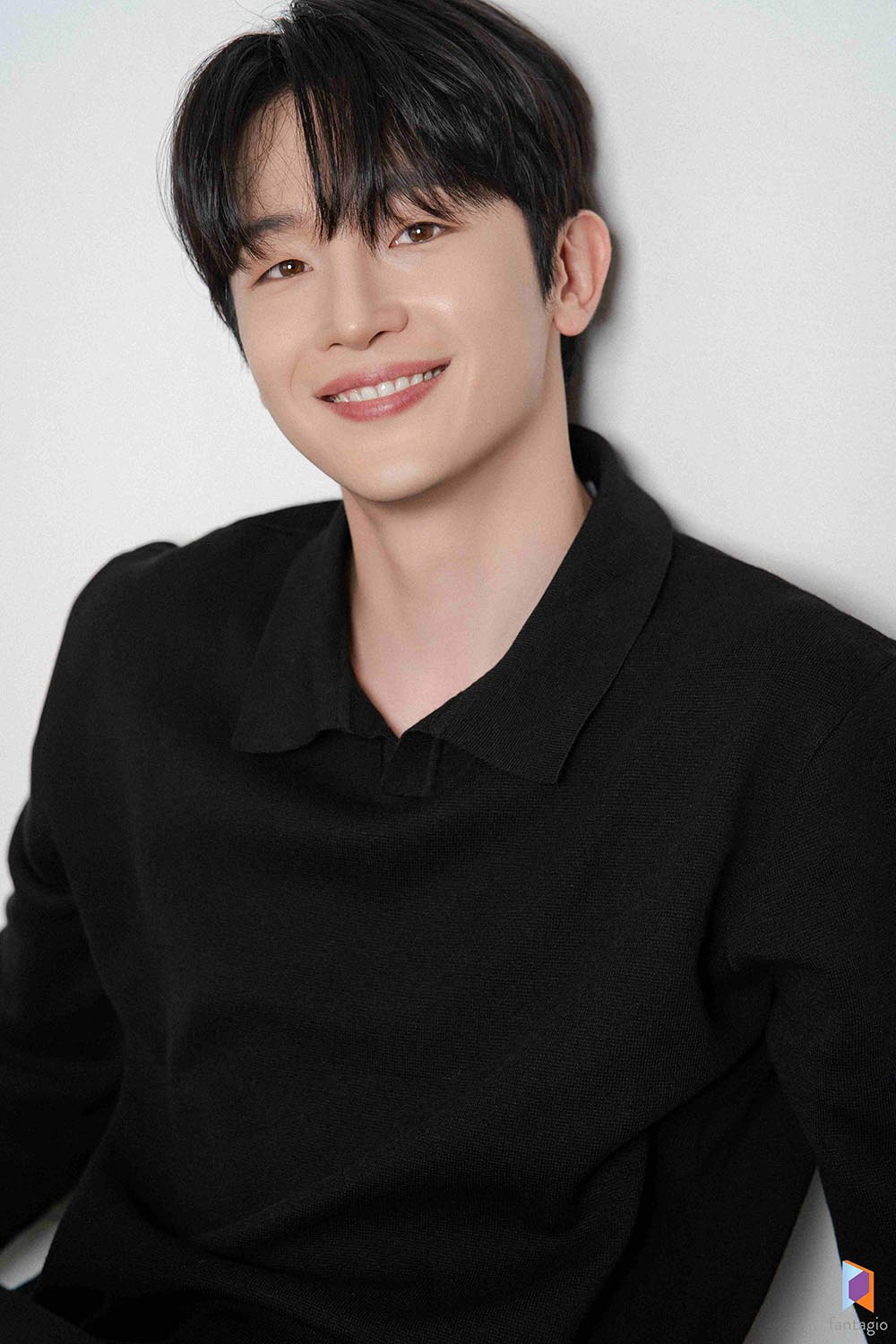 프로필 (2025) (판타지오)