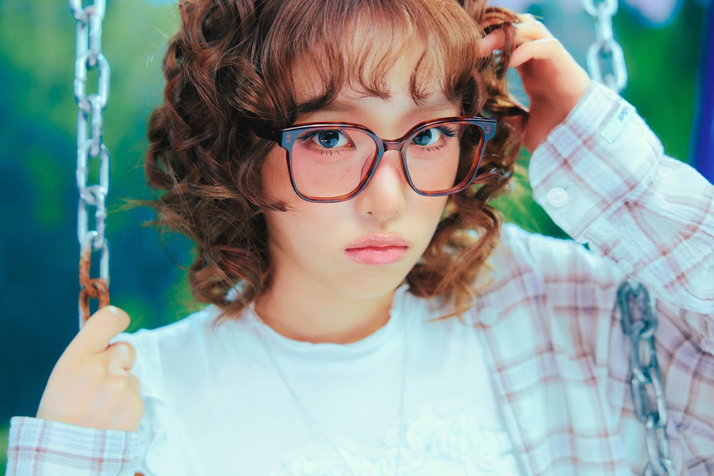 미니앨범 'Blooming Wings' 콘셉트포토 (2025)