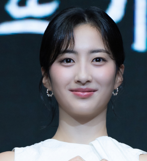 김민 (파인) 대표 이미지