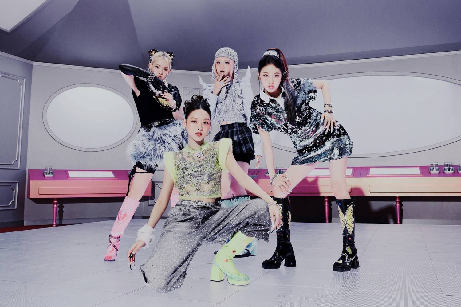 미니 1집 'VVON' (2025)