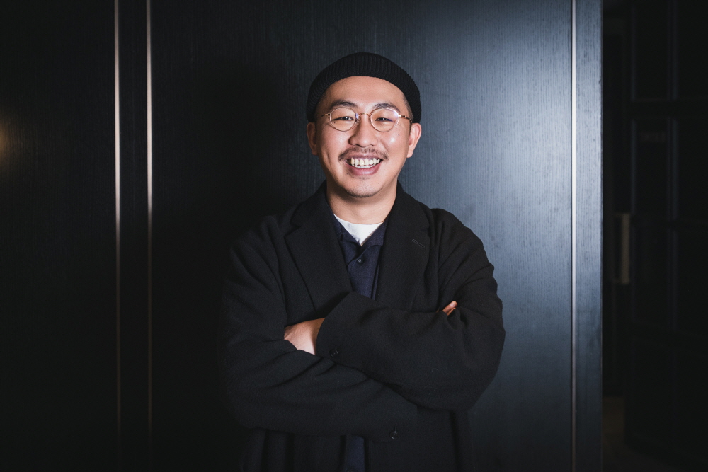 영화 [여행과 나날] 인터뷰 컷 (2025) (엣나인필름 제공)